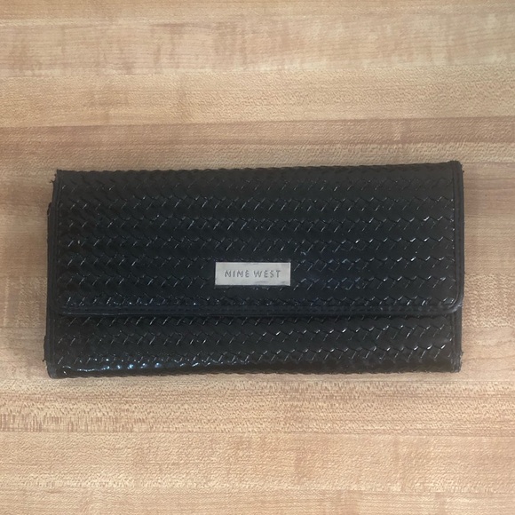 2 Nine West Trifold Wallets - Picture 8 of 13